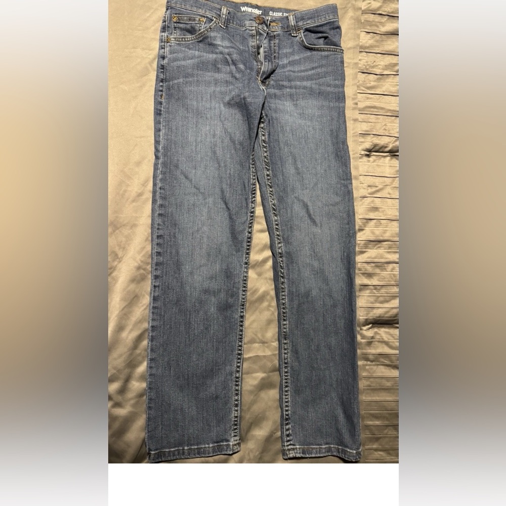 Wrangler Boys Youth Straight Leg Jeans in Classic Blue